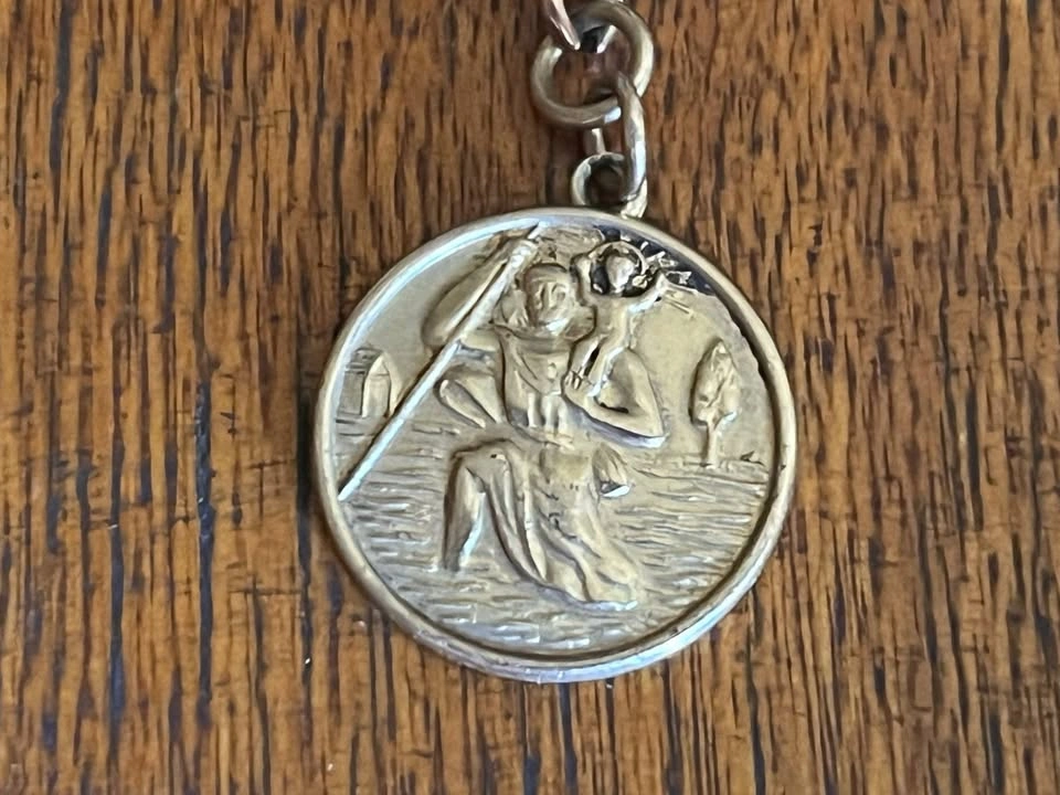 Gold + Catholic and Christian Jewelry Lot - photo 2