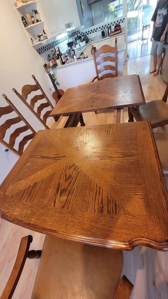 Solid Oak Extendable Dining Table with 8 Matching Chairs - photo 5