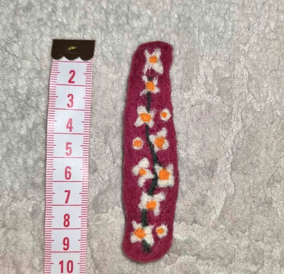 Handmade Embroidered Felt Hair Clip / Berry Pink Floral