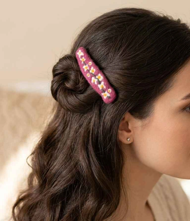 Handmade Embroidered Felt Hair Clip / Berry Pink Floral - photo 2
