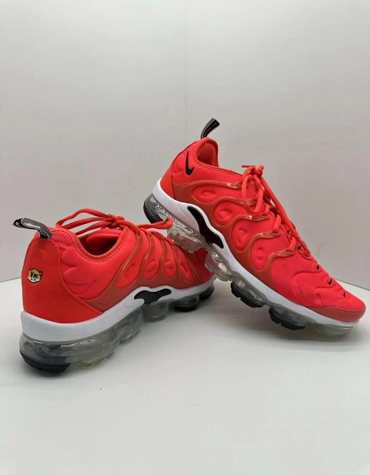 Air VaporMax Plus Overbranding Bright Crimson Size 12