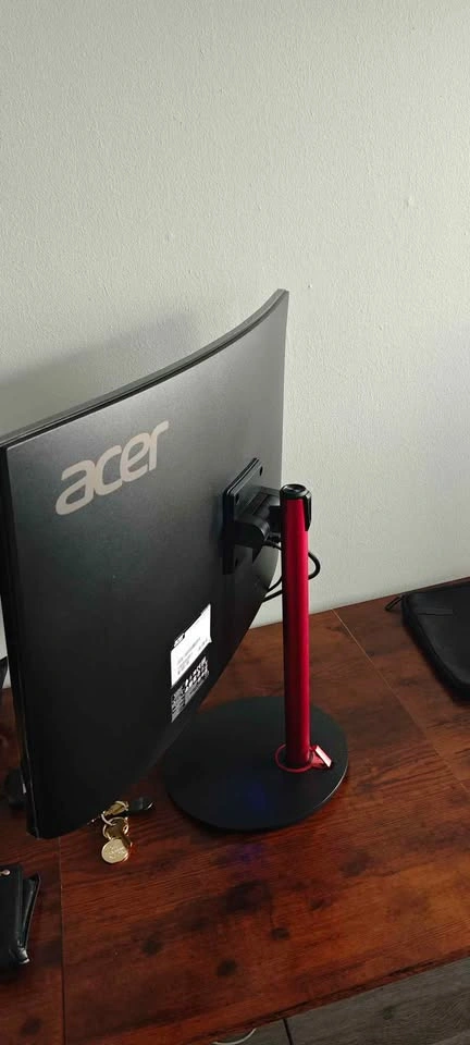 Acer Nitro ED270R 27" Curved Gaming Monitor – 180Hz, 1ms - photo 2