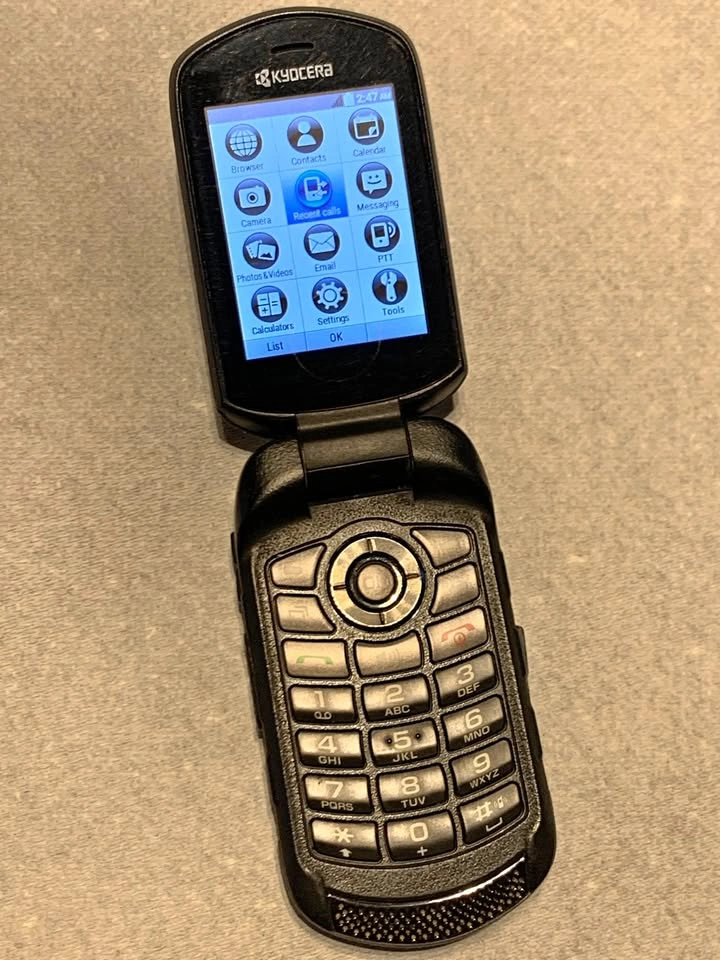 Mobile Cellphone Kyocera DuraXE– Ultra-Rugged Waterproof