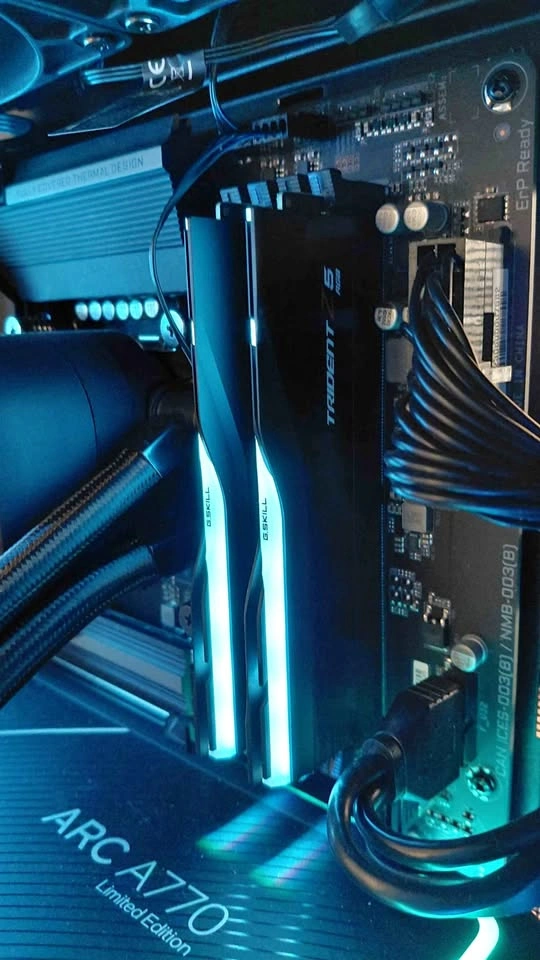 DDR5 64GB G.Skill Trident Z5 RGB