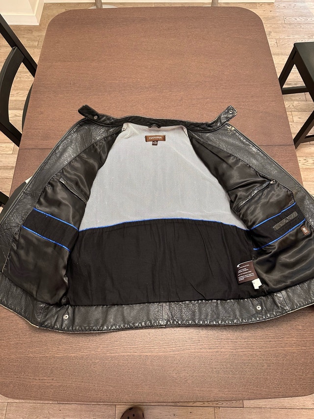 Danier Cafe Racer Leather Jacket - photo 3