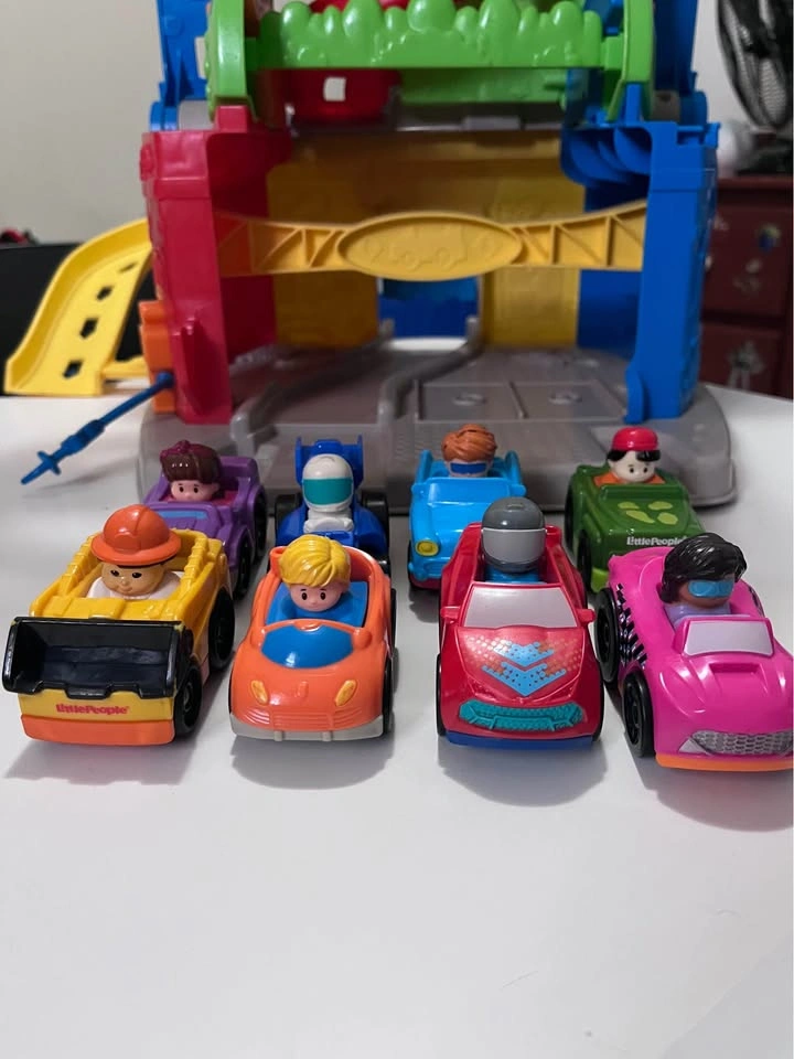 Fisher-Price Little People Sit 'N Stand Skyway racetrack - photo 2