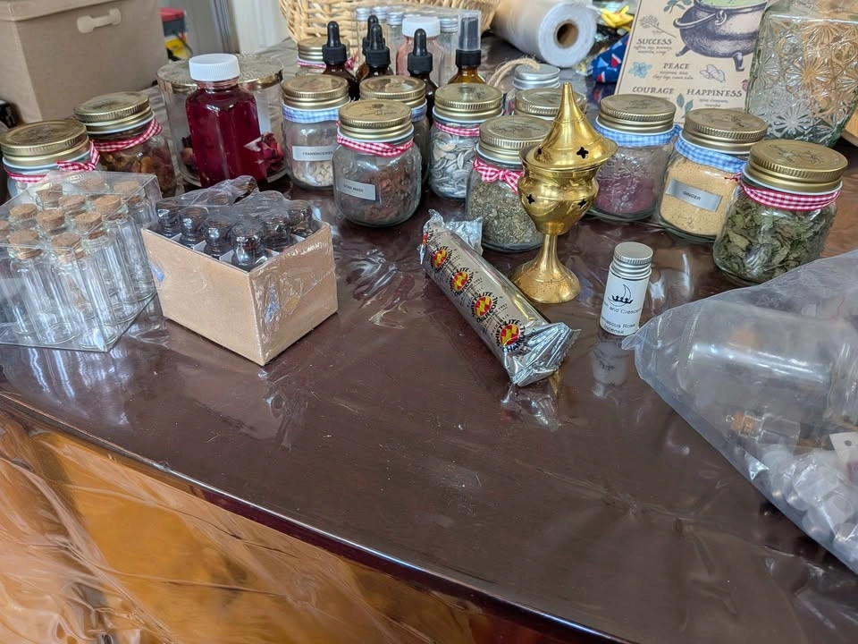 Witchcraft Apothecary & Spellcraft Bundle - photo 2