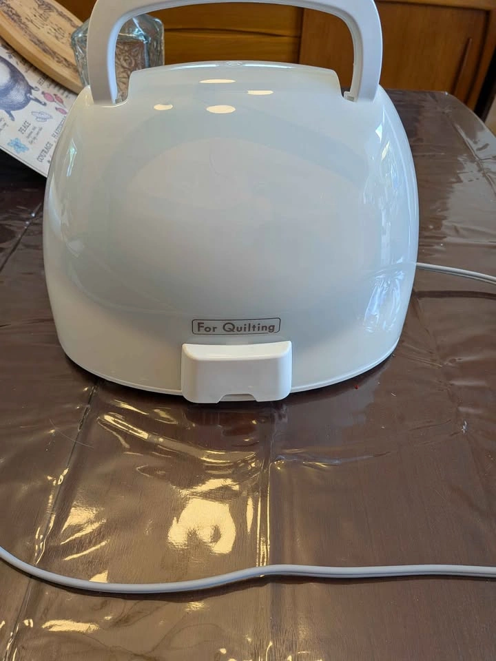 Panasonic 360° Cordless Steam Iron – NI-QL1000 – Quilting & Sewi - photo 3