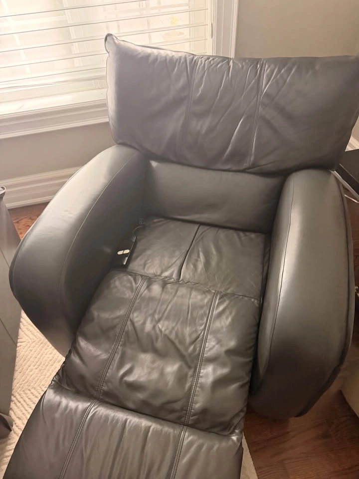 Power Reclining Leather Sofa and Armchair Set - photo 3