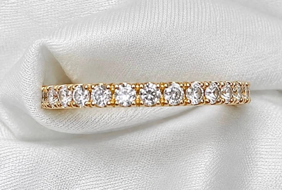14k 2.47g natural diamond full eternity ring size 6.5