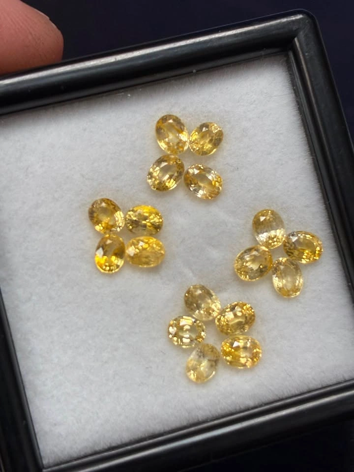 4.35ct Total Natural Yellow Ceylon Sapphire Loose Gemstones - photo 3