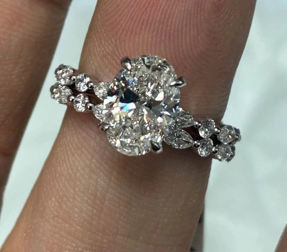 14k 2.6ct lab diamond IGI certified ring with 0.6ct band - photo 2