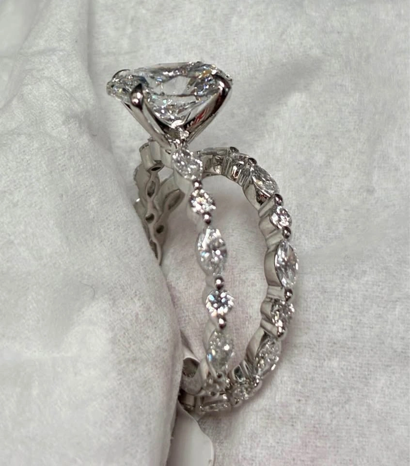 14k 2.6ct lab diamond IGI certified ring with 0.6ct band - photo 4