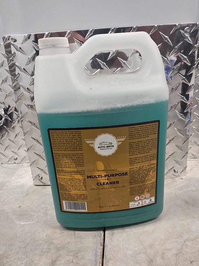 Concentrated chemical cleaner multipurpose cleaner auto bright