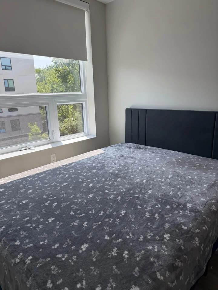 Queen Bed Frame with Optional 10-Inch Mattress - photo 3