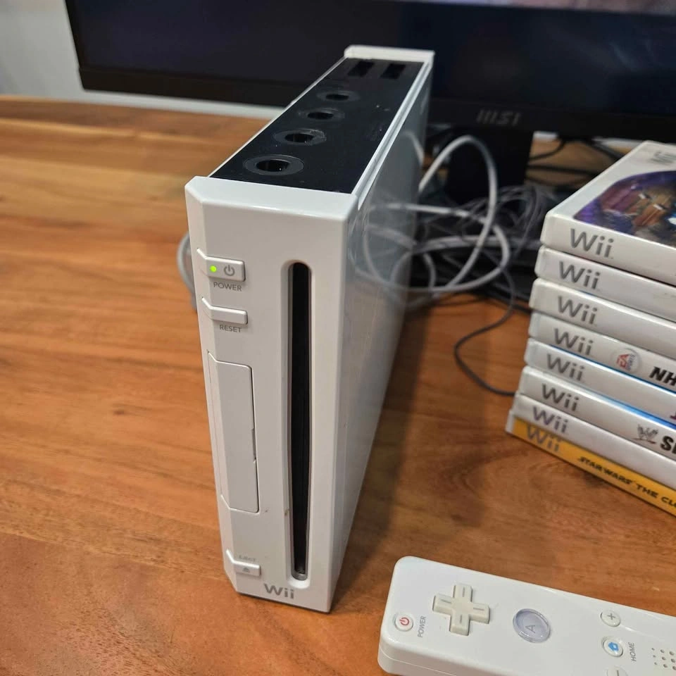 Wii bundle. Clean, complete, fully working. With everything. - photo 4