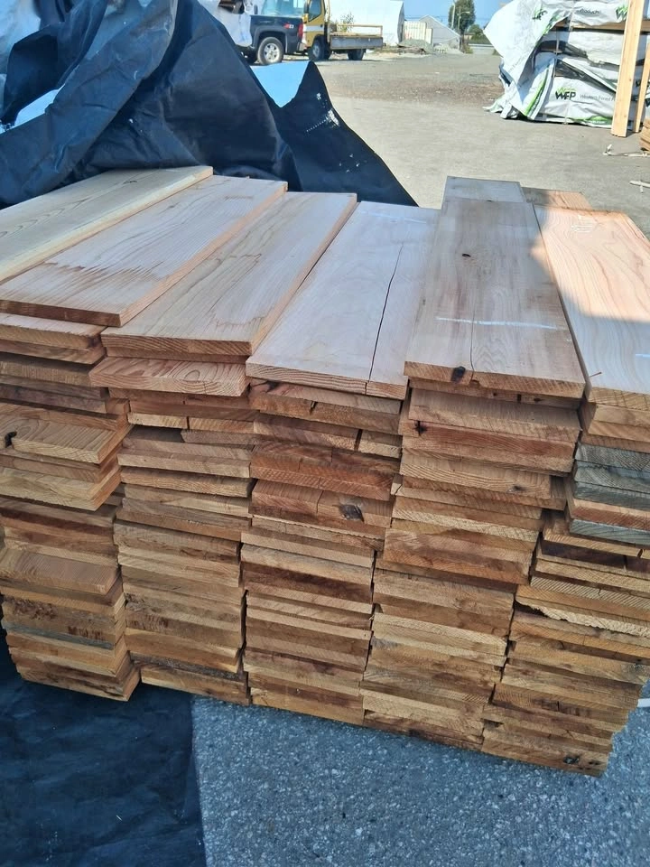 Red cedar 1x8 clear boards 3ft-5ft - photo 3
