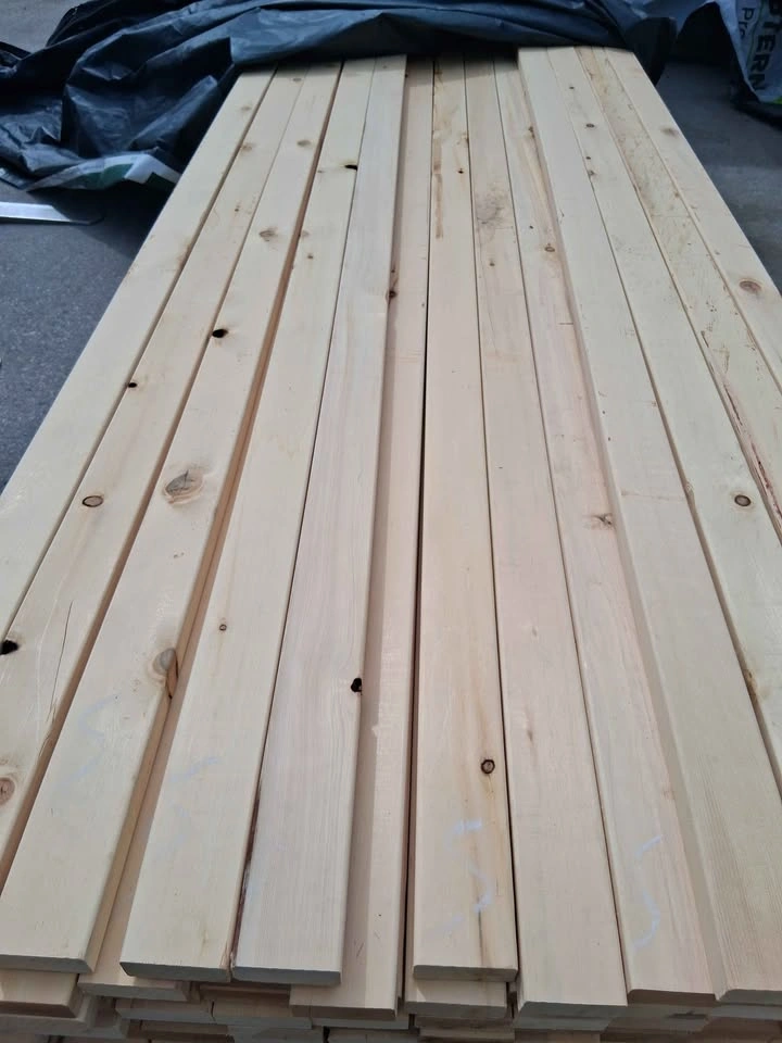 2x4 Yellow cedar tight knots 8ft-16ft - photo 2