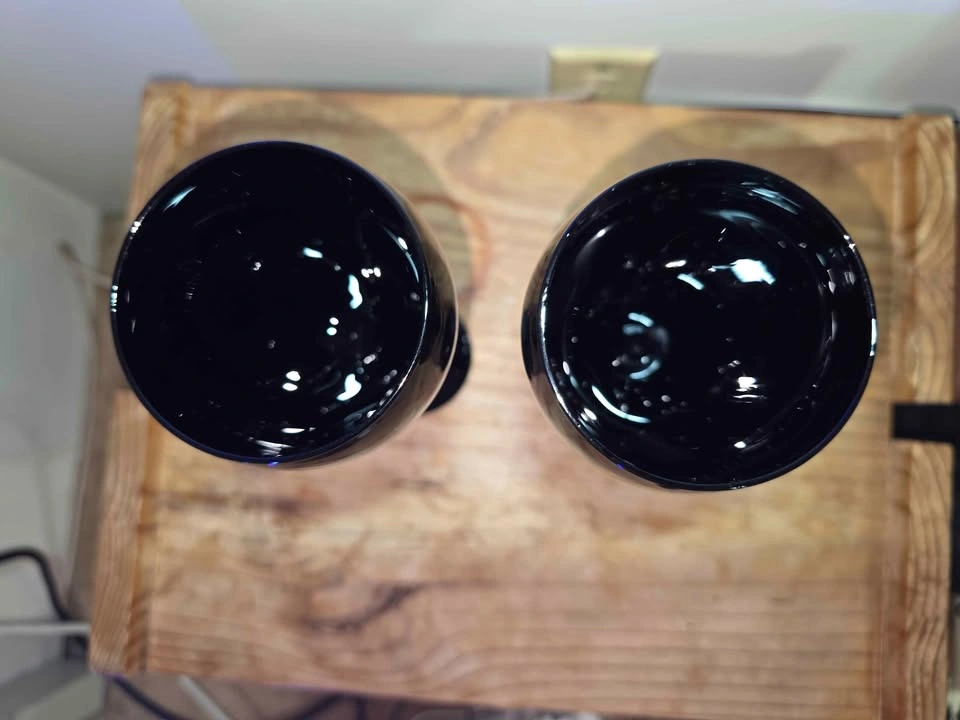 Set of 2 Black Wine Glasses - photo 3