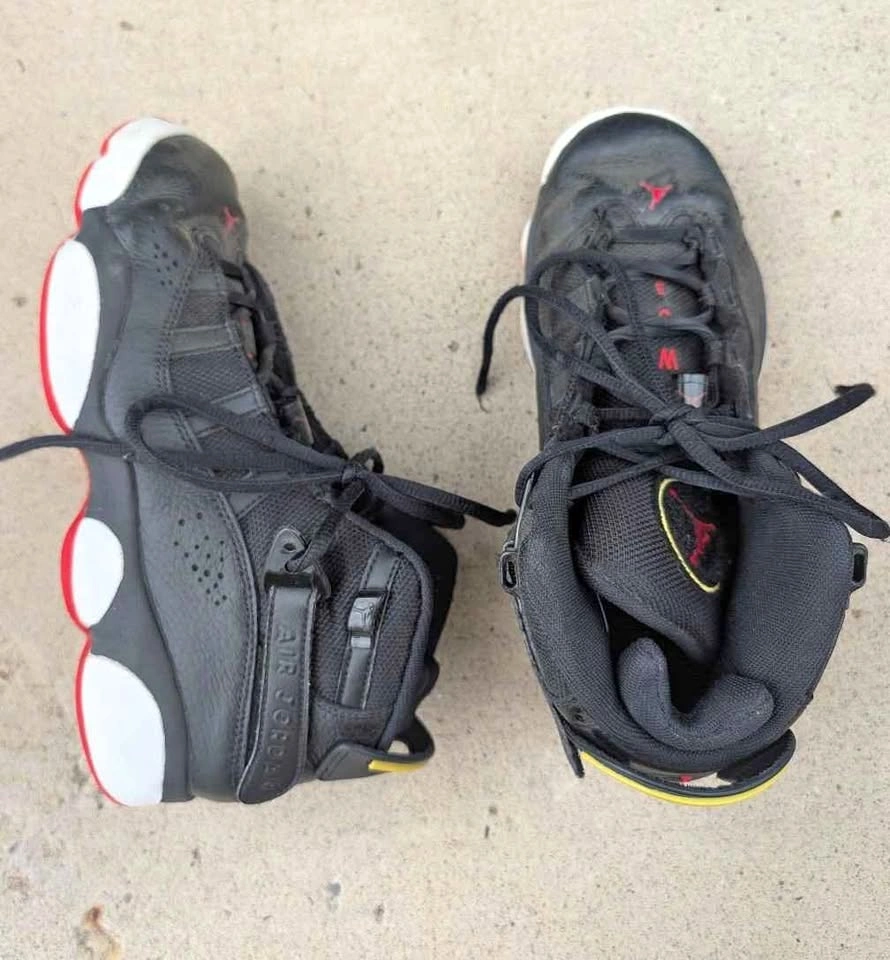Size 6.5 boys runners