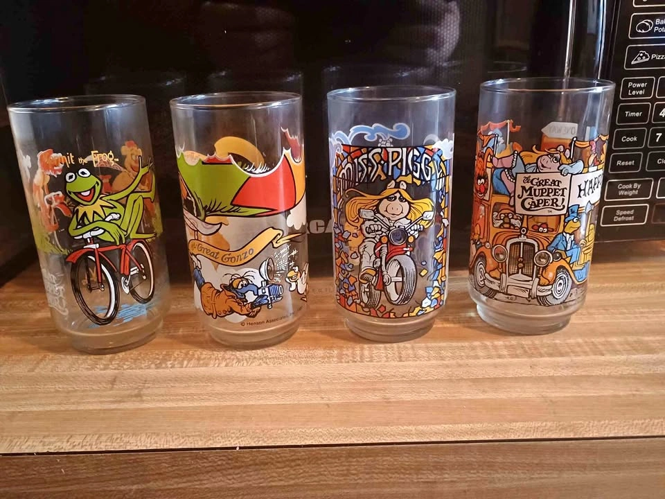 1981 McDonald's The Great Muppet Caper Glasses - Full Set of 4