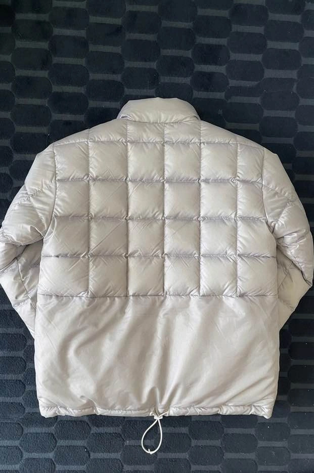 Vynic Silver Grey Puffer Jacket L size - photo 2
