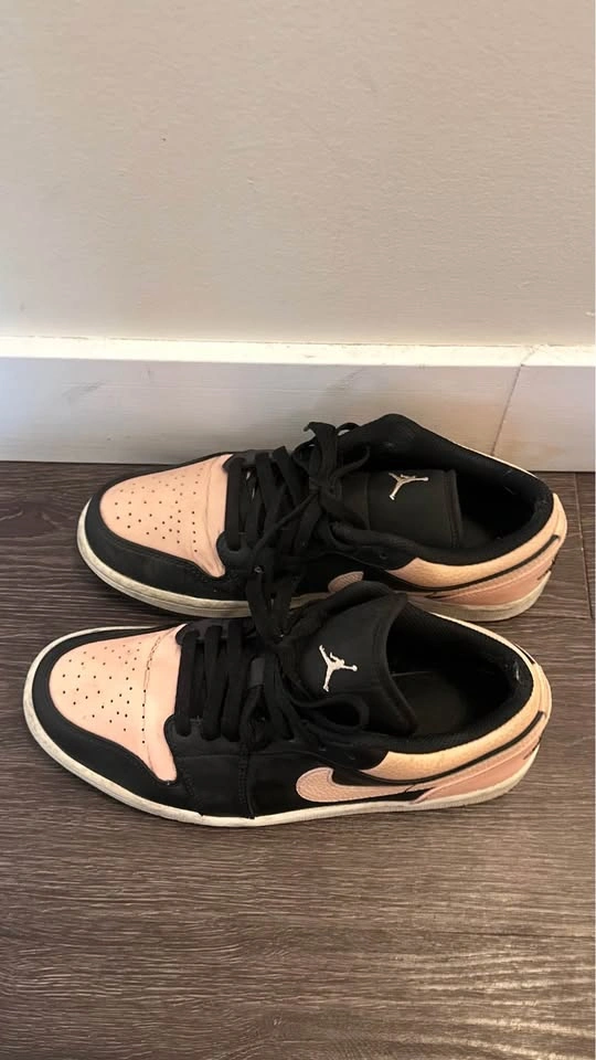 Air Jordan 1 Low Crimson Tint - photo 3