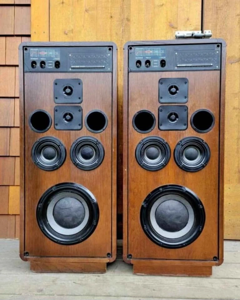 KOSS CM1030 SPEAKERS W/STANDS & PIONEER SX-580 RECIEVER - photo 4