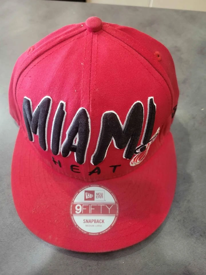 Older Snap Back Hats - photo 3