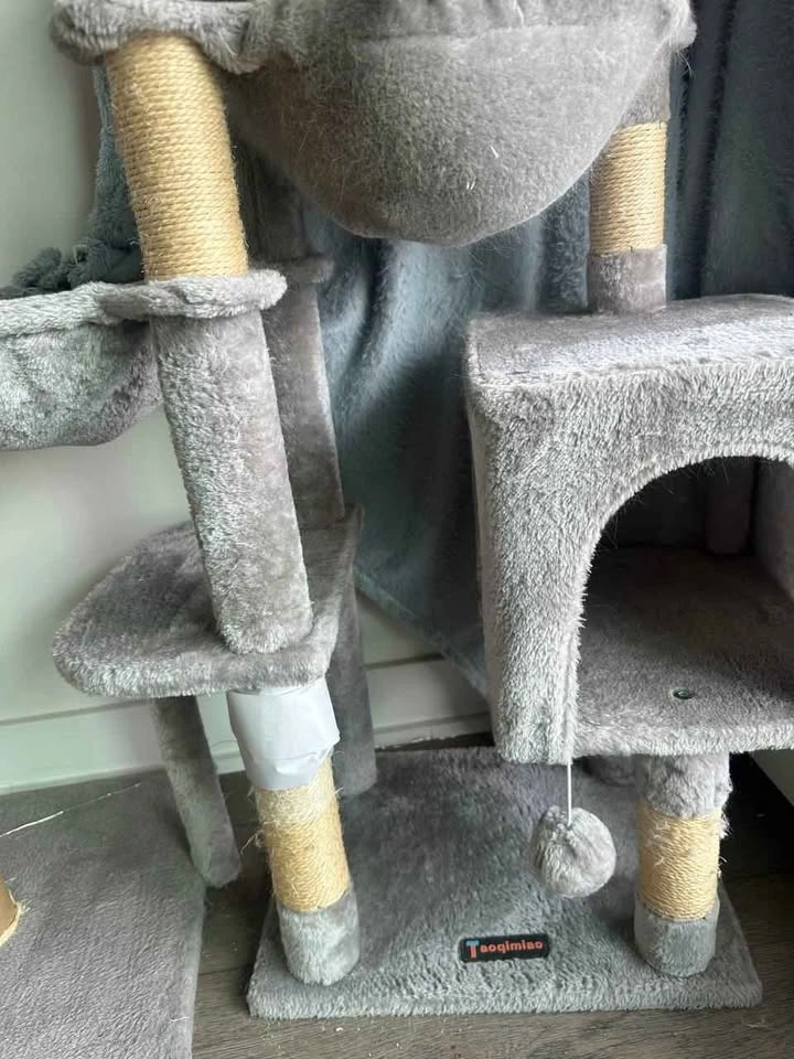 Cat tree, cat scratcher and cat window bed - photo 3