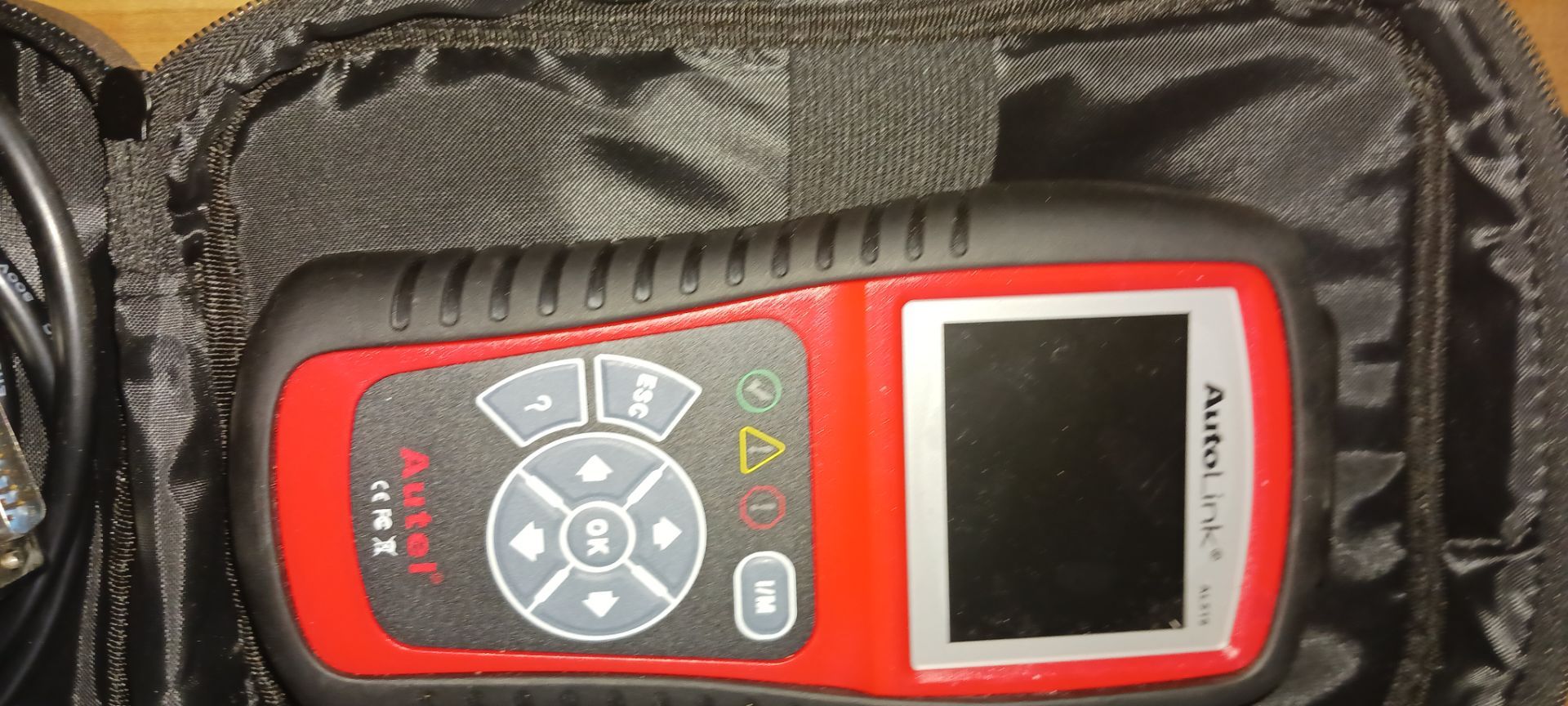 OBD auto code reader - photo 2