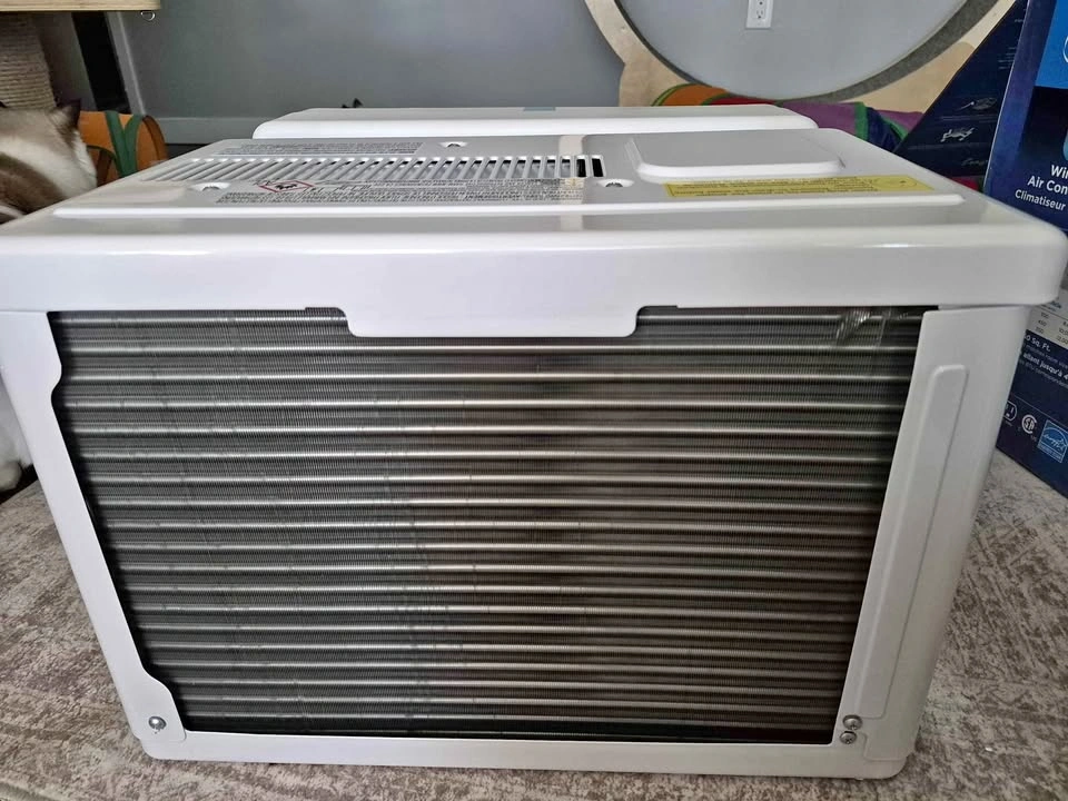 Midea 10,000 BTU U-Shaped Smart Inverter Window AC – Never Used - photo 2