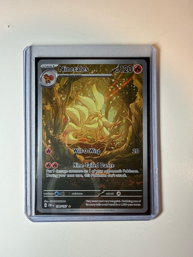 Ninetales Pokemon Trading Card LP