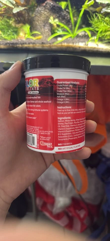 Omega one fish pellet food - photo 2