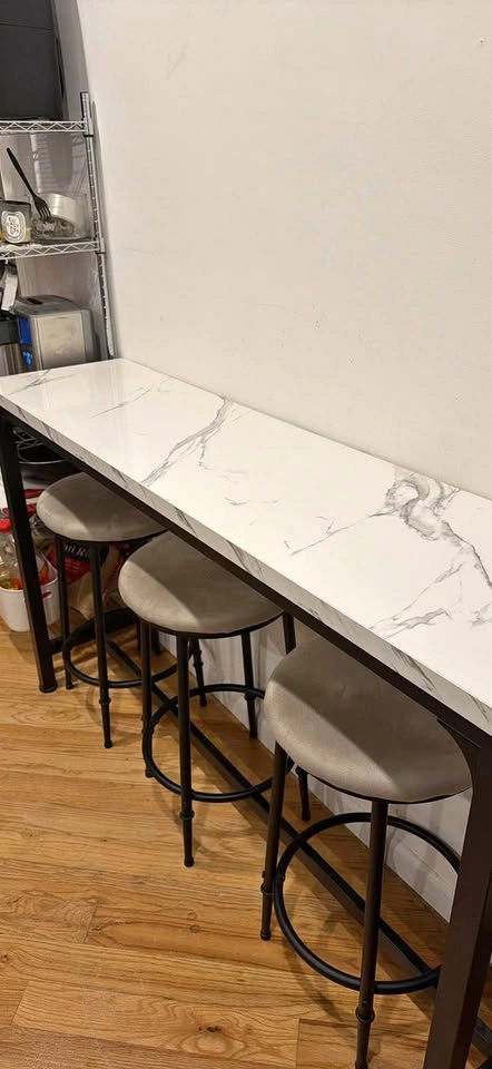 Narrow Dining Table + 3 stools