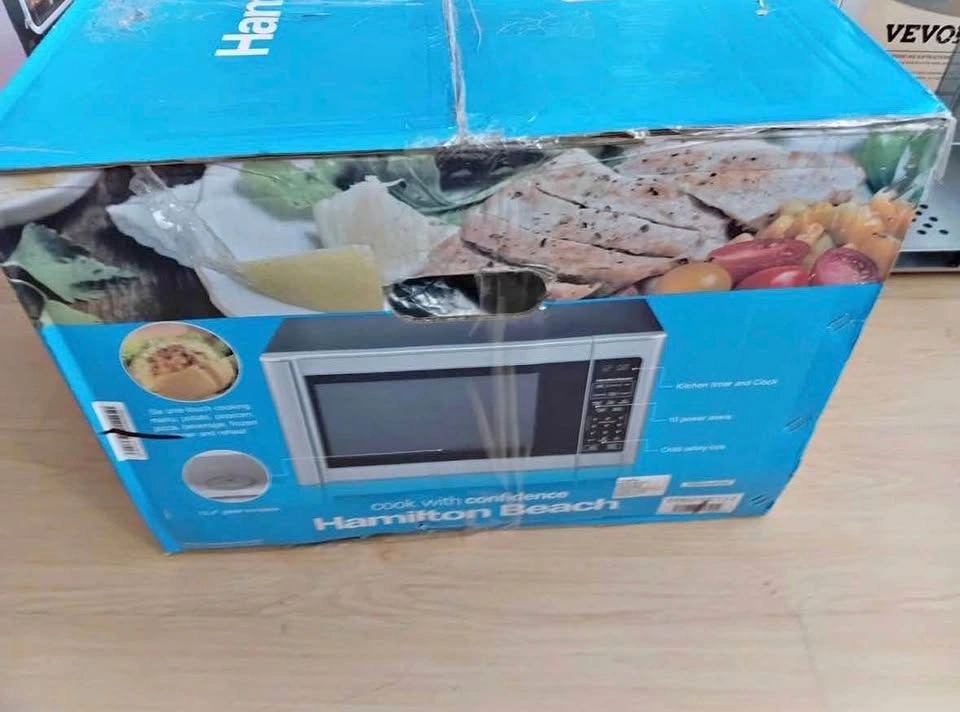 Hamilton Beach 1.1 cu ft microwave - photo 2