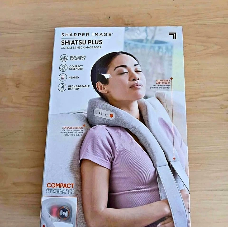 Cordless neck massager