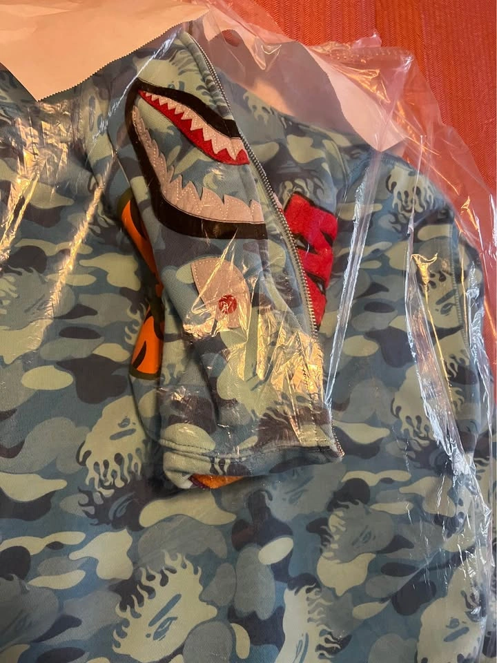 Blue fire camo shark zip up BAPE hoodie XL - photo 5