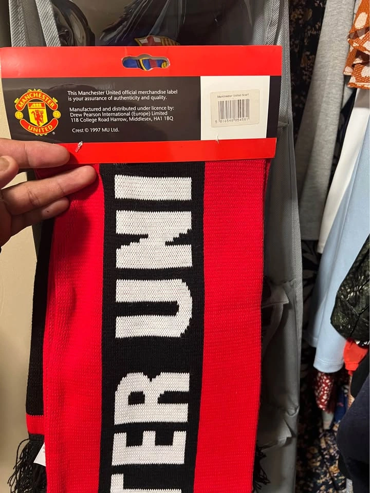 NWT Official licensed Manchester United Scarf - photo 2