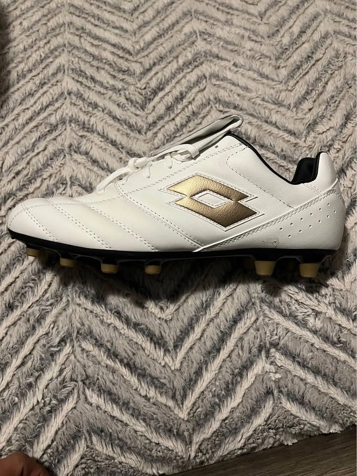 Lotto Stadio 200 III FG Soccer Cleats - White/Gold - photo 4