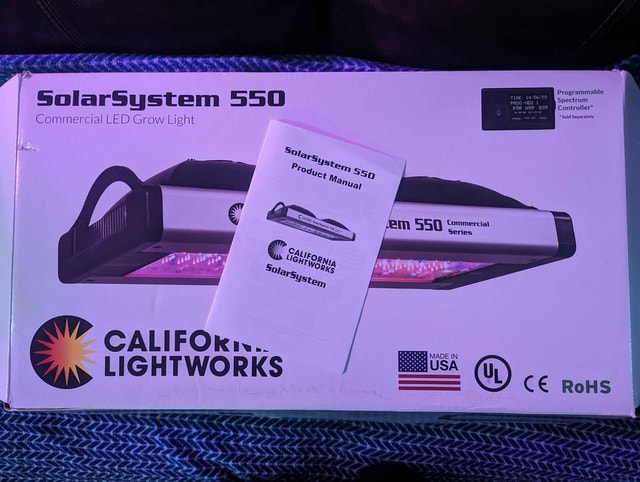 California LightWorks SolarSystem 550 LED With Controller