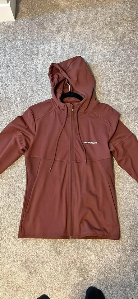 Alphalete tracksuit (jacket + pants)