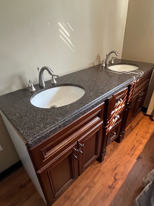 Double Sink Vanity With Marble Countertop - photo 2