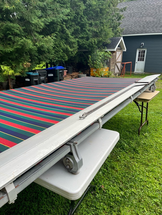Retractable Heavy Duty Aluminum Awning - photo 4