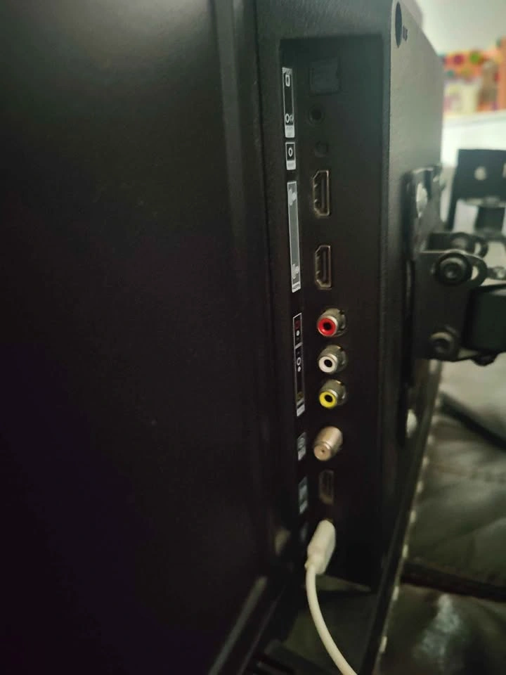 SMART TV TCL 32" - photo 2
