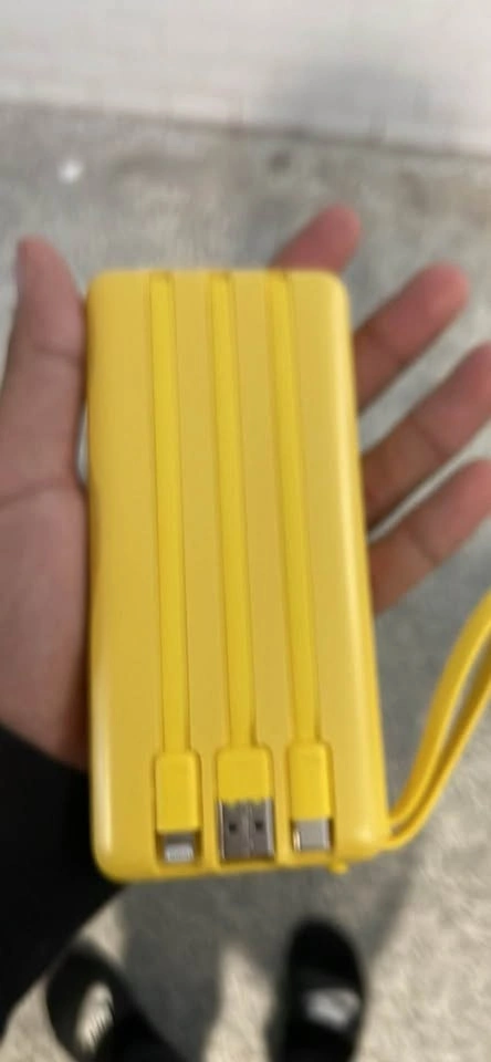 VRURC Portable charger - photo 4