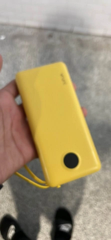 VRURC Portable charger - photo 5
