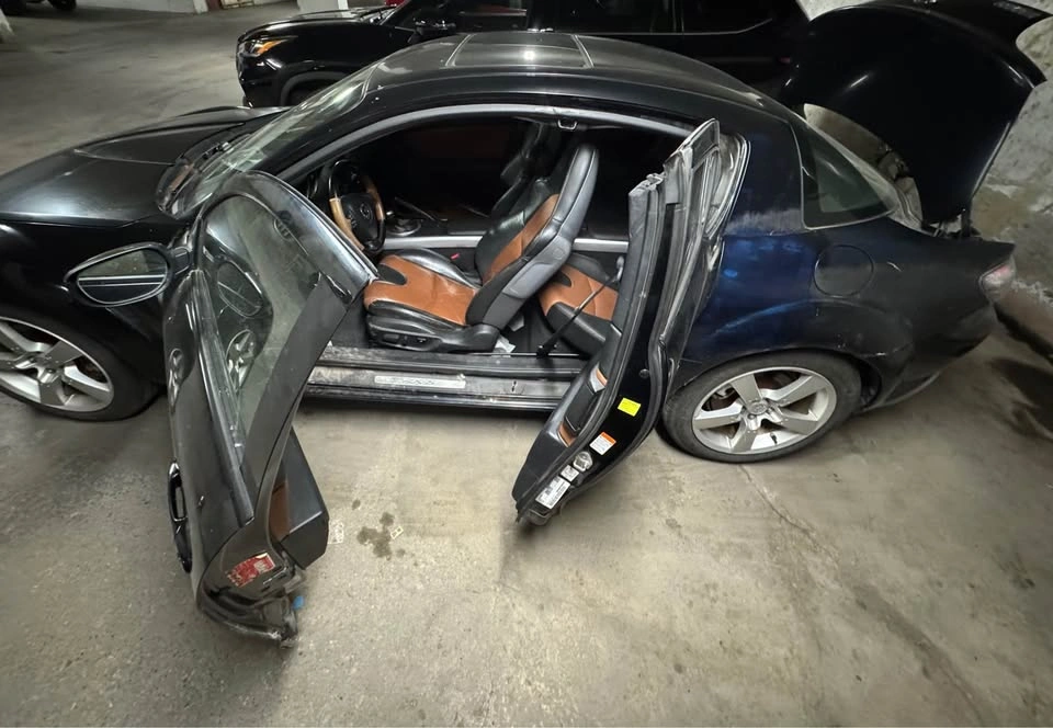 2004 Mazda RX-8 Manual - photo 2