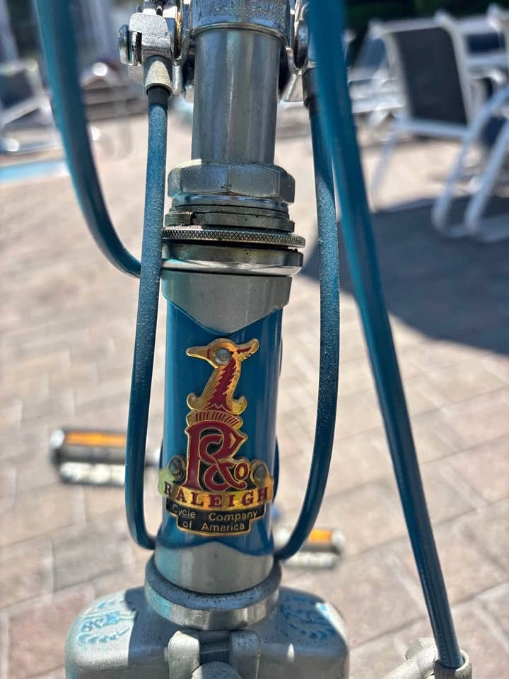 Vintage Raleigh Record Road Bike