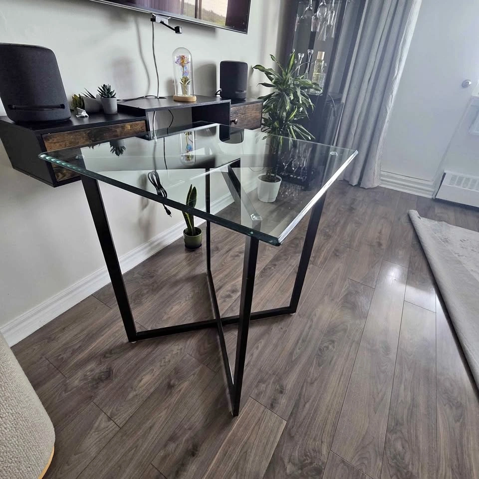 Tempered glass top dinning table